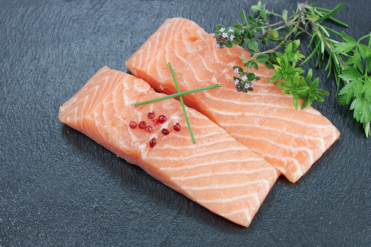 Découvrez 12 recettes légères et savoureuses au saumon