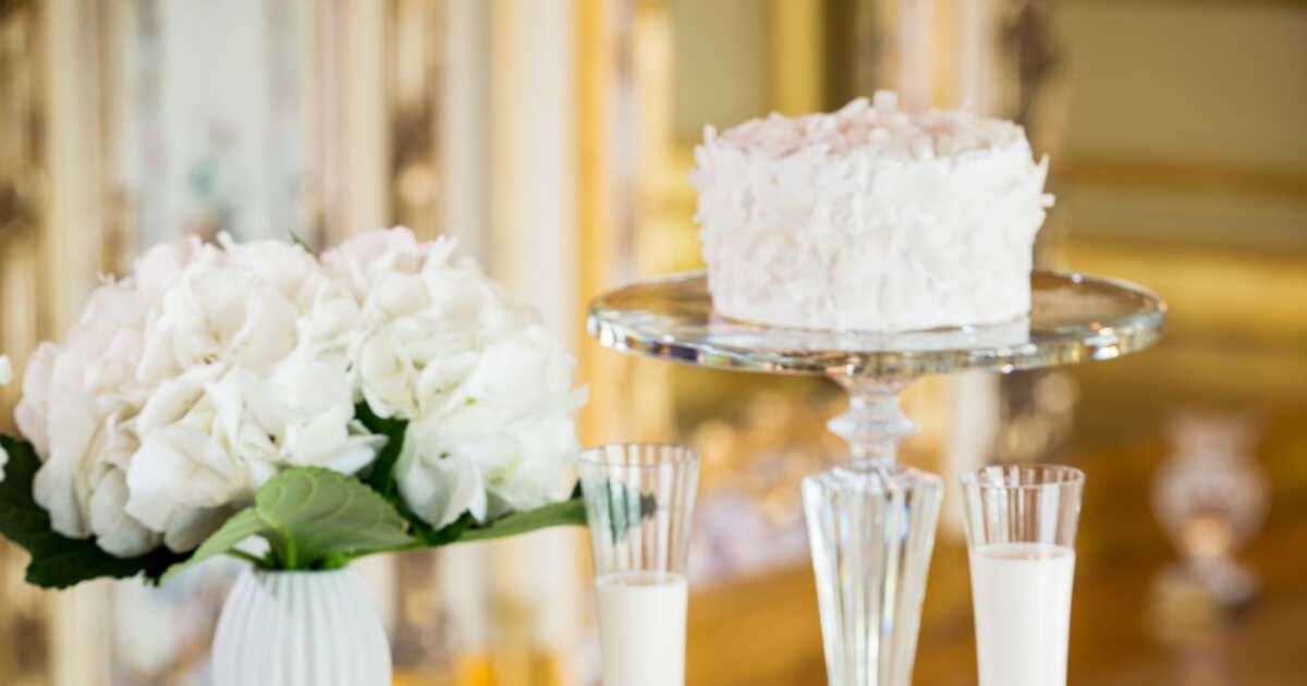 La magie du gâteau tout blanc de Lisa pour les fêtes