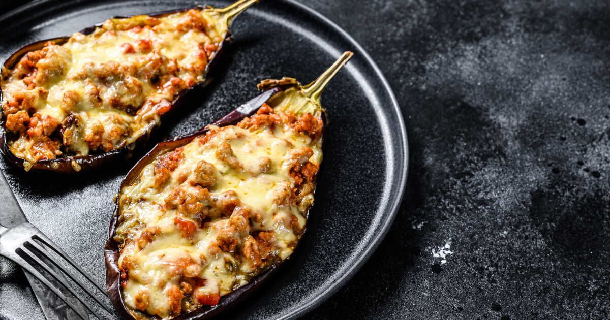 Aubergine farcie au poulet : le plat estival qui émerveille les papilles