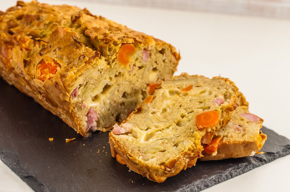 Un cake au jambon et emmental qui va réveiller vos papilles