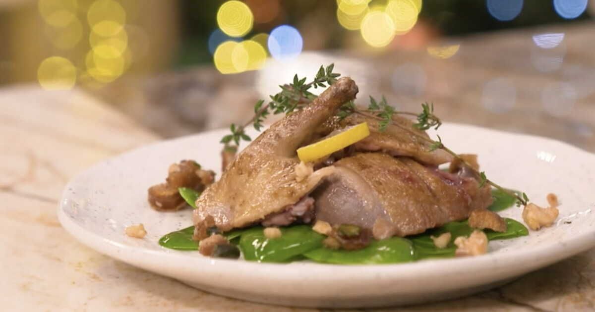 le pigeon en croûte de sel de cyril lignac : une recette festive à découvrir