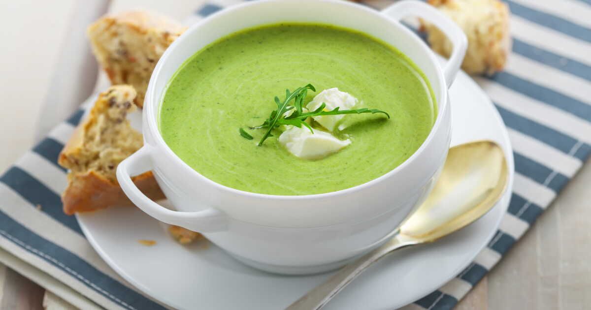 Un velouté de brocoli au fromage pour réchauffer votre automne