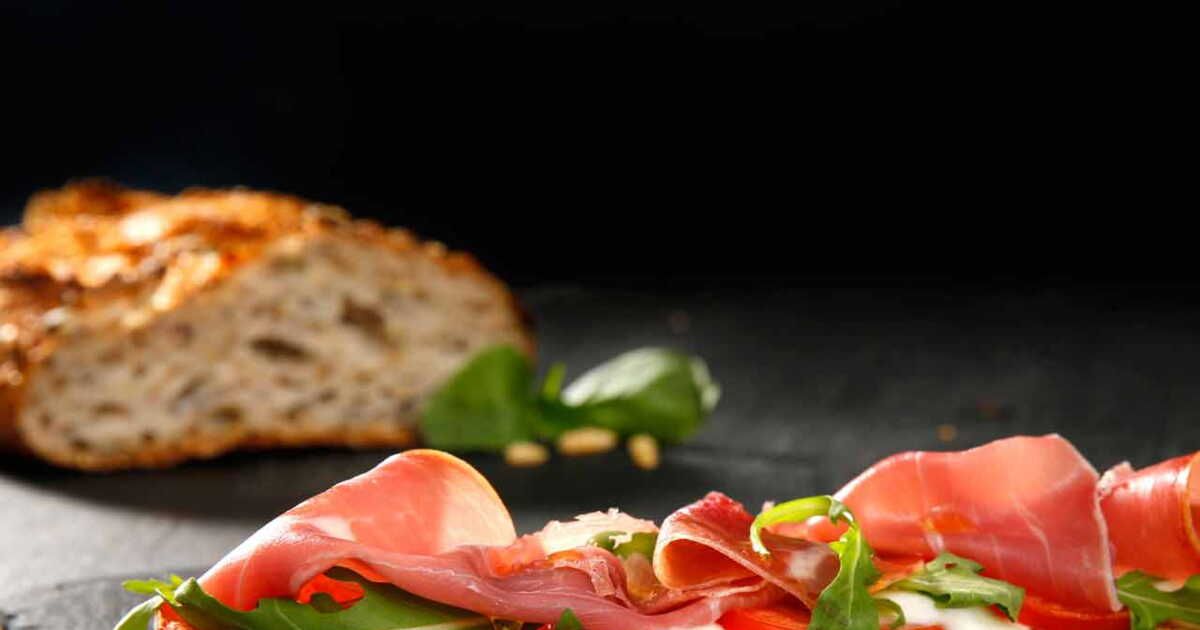 Régal de tartine tomate mozzarella en vidéo