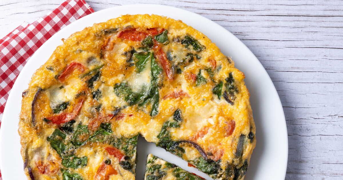 La recette estivale du clafoutis à la tomate et à la moutarde en 10 minutes