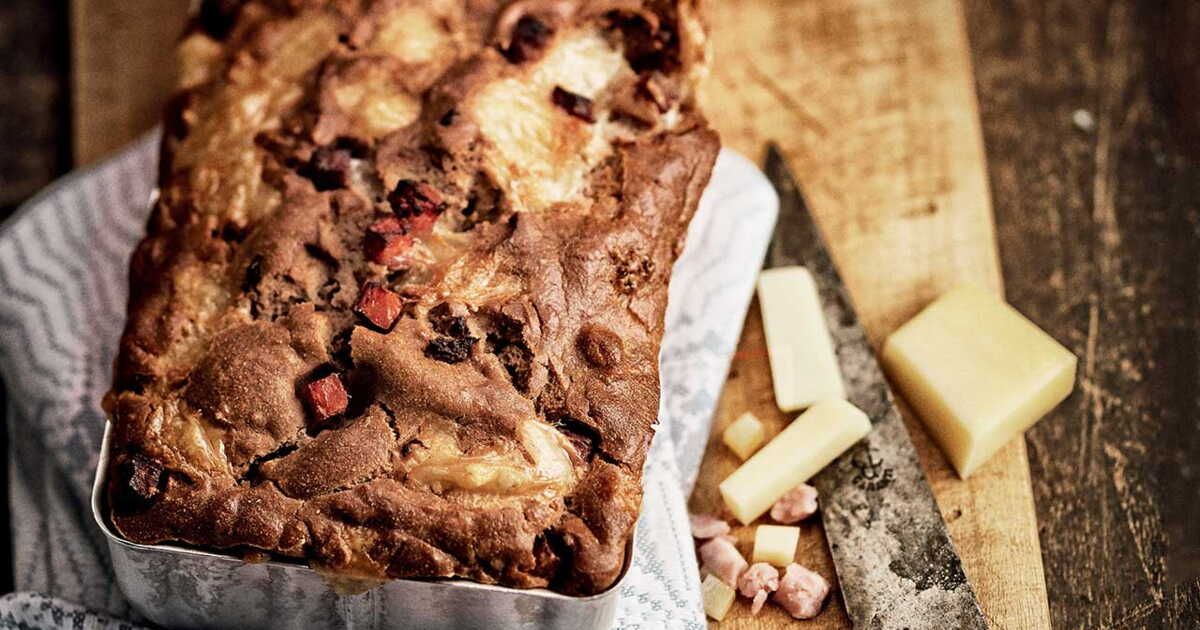Savourez un cake à la farine de châtaigne, jambon et comté au goût inoubliable
