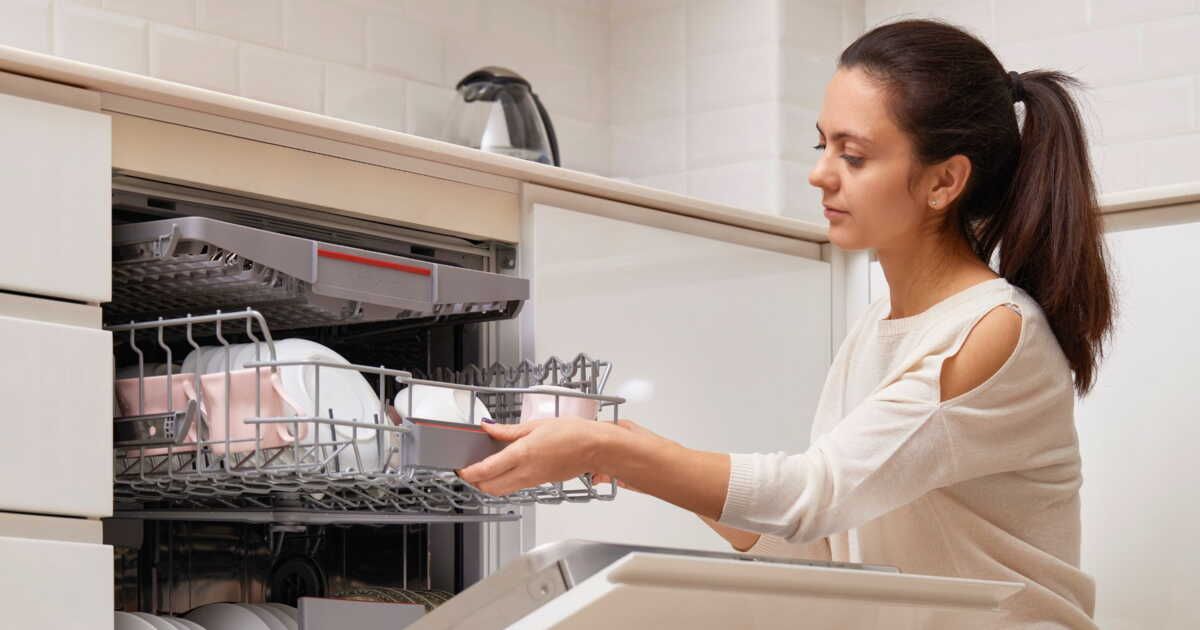 Nettoyer son lave-vaisselle sans effort : les bonnes astuces
