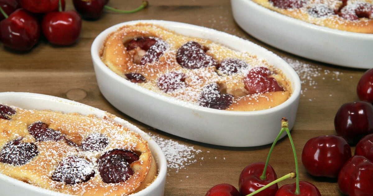 Dégustez le clafoutis aux cerises imaginé par Christophe Michalak