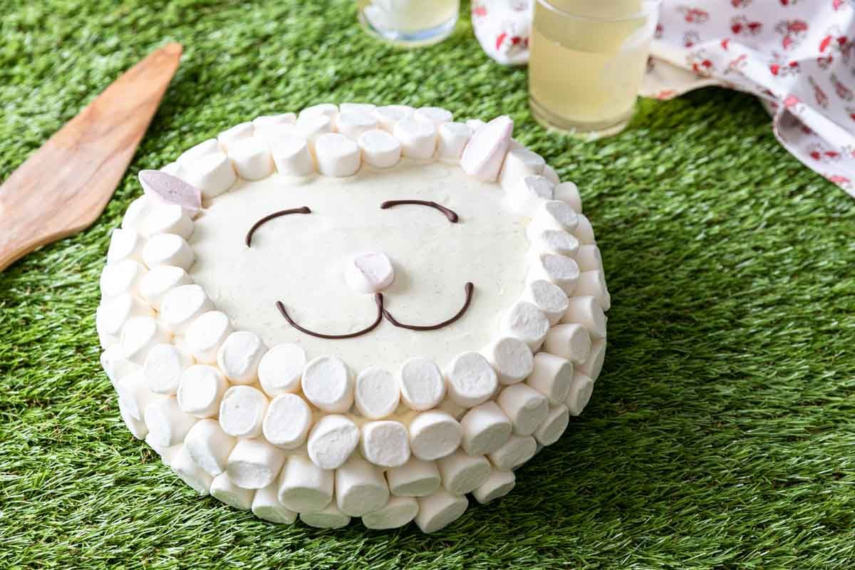 un gâteau mouton irrésistible pour célébrer Pâques