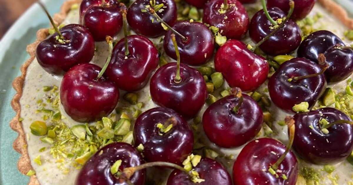 la tarte cerise-pistache : un dessert estival à tomber