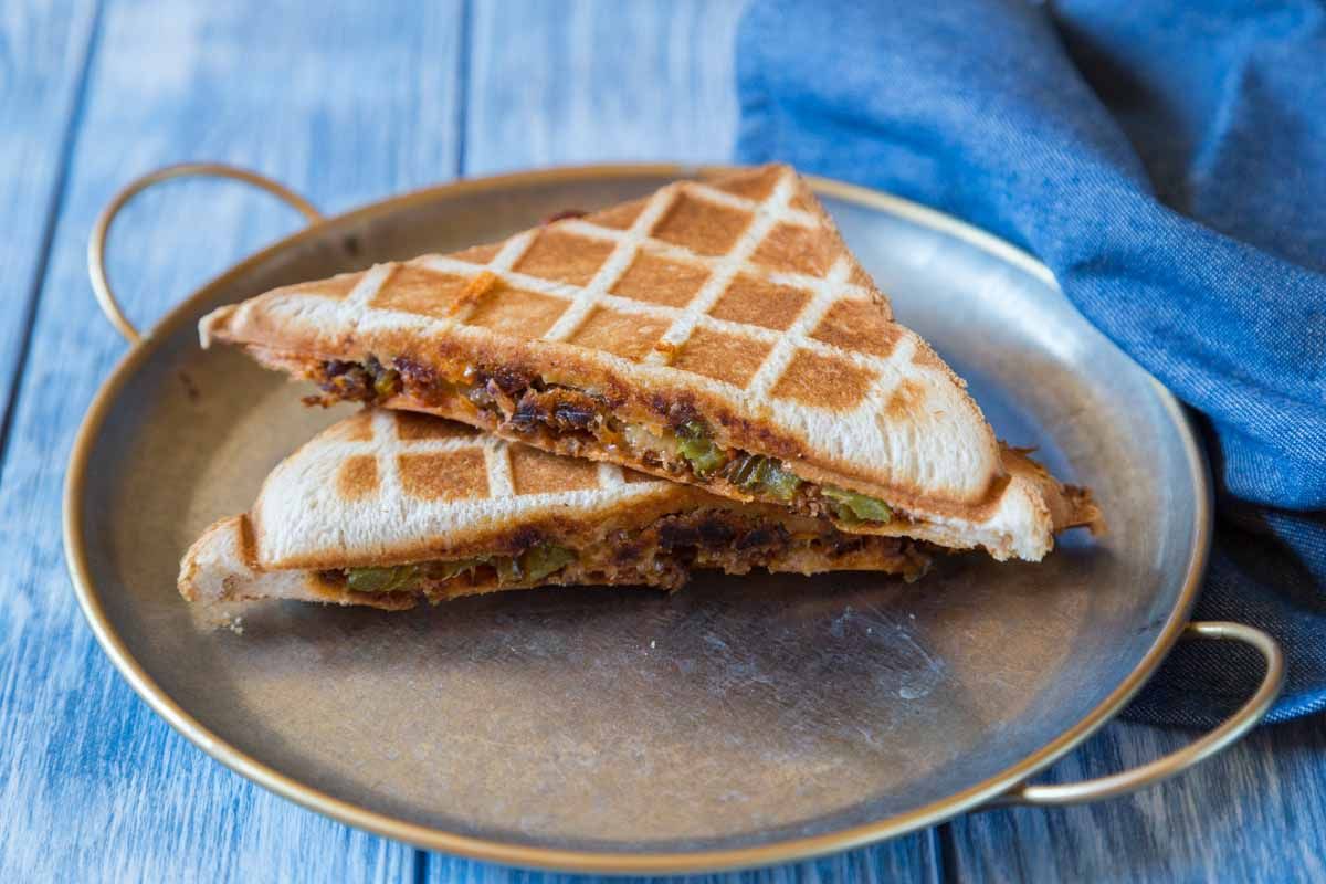 un croque qui fait marquer des buts : à la viande hachée et aux poivrons