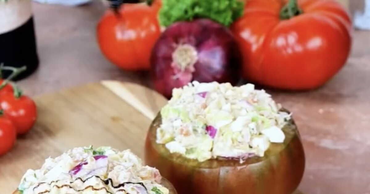 Tomates farcies au thon et avocat : une délicieuse recette estivale sans cuisson