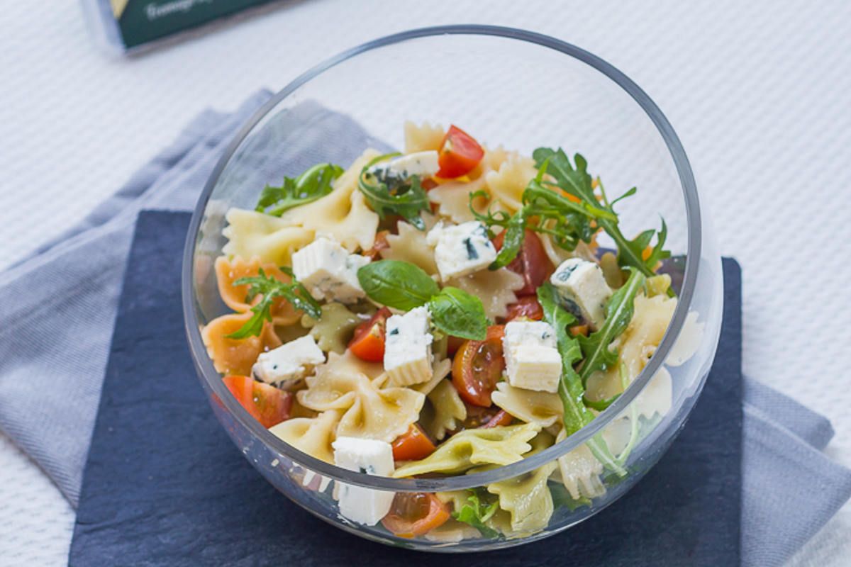 Salade de farfalles printanière